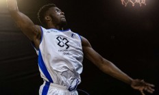 九游娱乐网站-欧洲精英球队再战，比赛悬念丛生