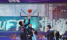 九游娱乐网页版-沈阳赛区球迷齐聚一堂，为球队呐喊助威的简单介绍