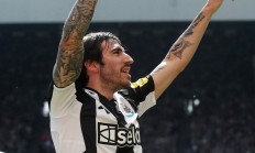 九游娱乐app下载地址-包含纽卡斯尔城球员全力拼搏，力求胜利锁定积分的词条