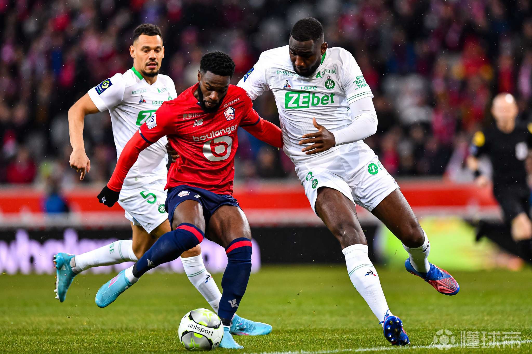 圣埃蒂安主场失利，排名继续下滑的简单介绍