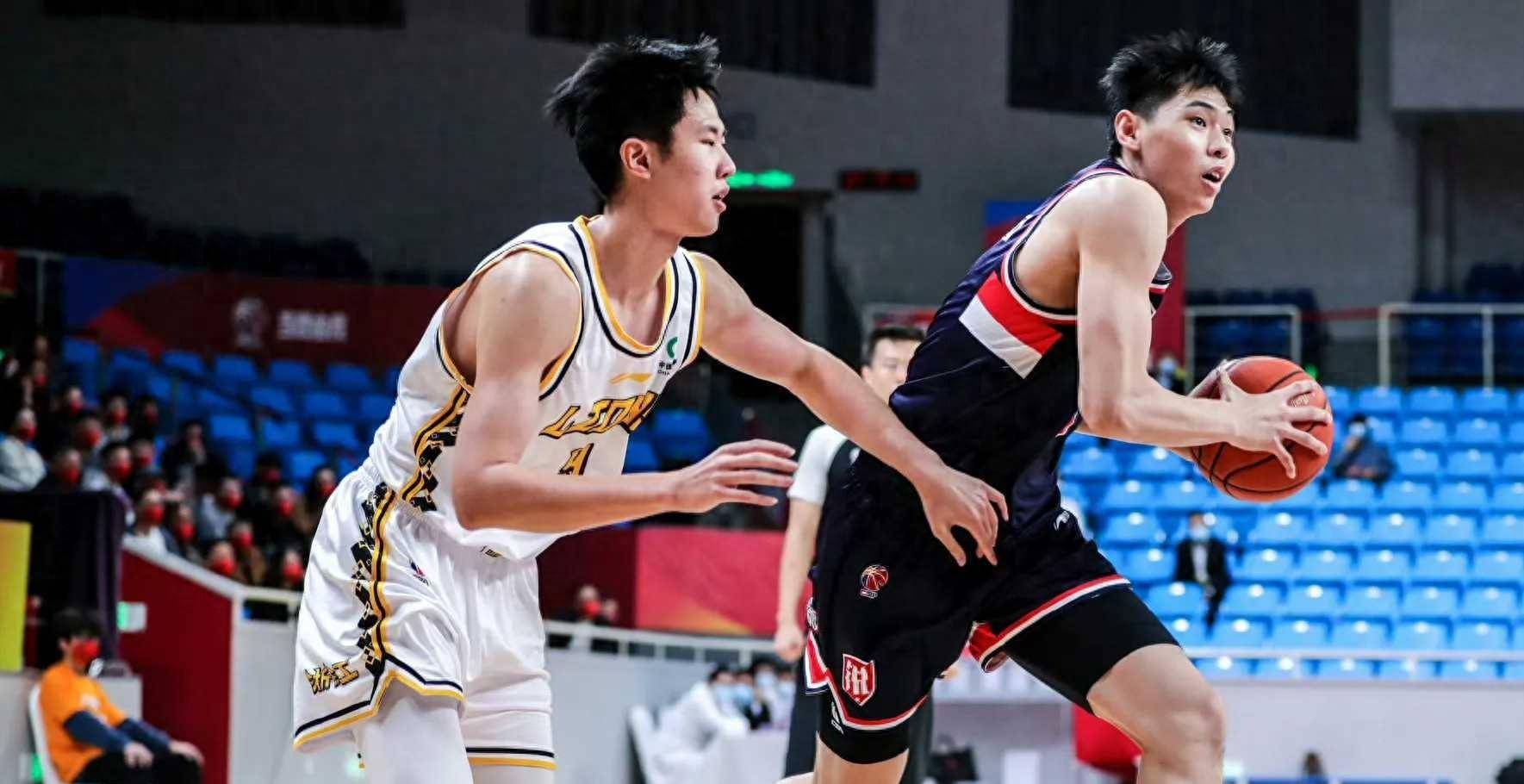 关于广州队击败天津，展现稳定实力的信息