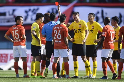 广州富力客场对阵北京人和，胜利之争谁能胜出？的简单介绍