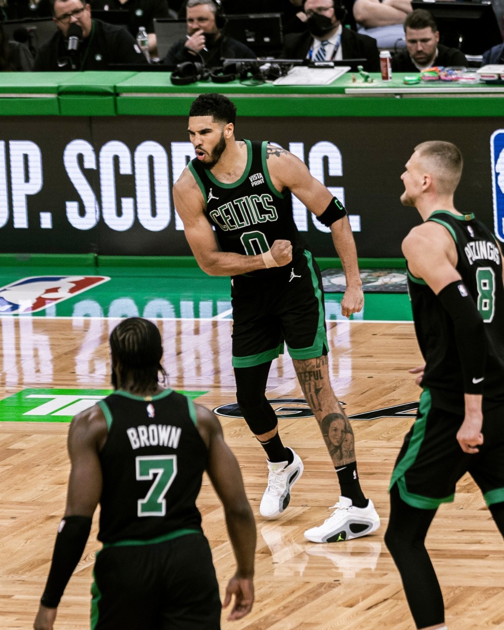 凯尔特人继续胜对手登峰造极